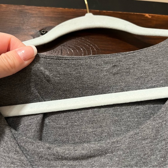 Gray ultrasoft comfy top - Picture 4 of 5